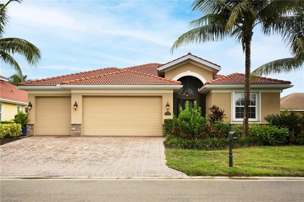12710 Olde Banyon BLVD, NORTH FORT MYERS, FL 33903 — exterior