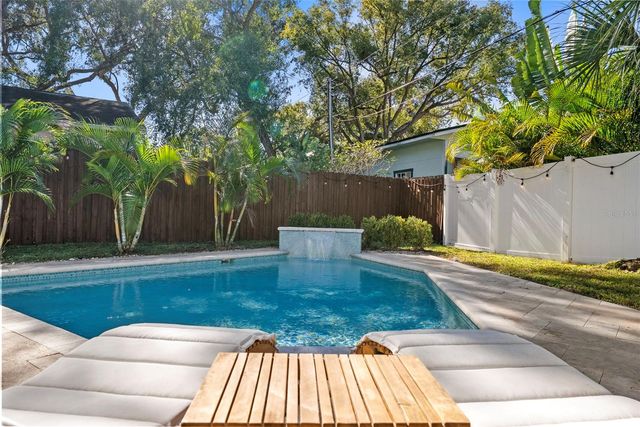 3801 S LYNWOOD AVENUE, Tampa, FL 33611