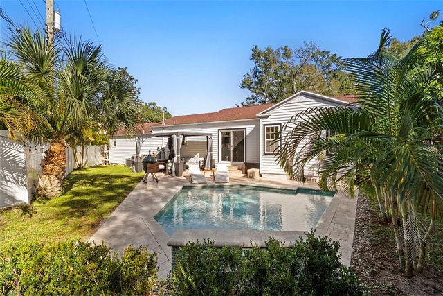 3801 S LYNWOOD AVENUE, Tampa, FL 33611