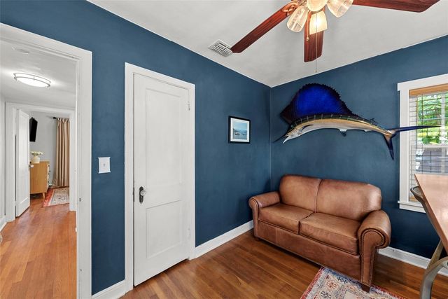 3801 S LYNWOOD AVENUE, Tampa, FL 33611