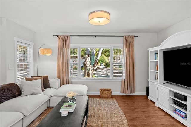 3801 S LYNWOOD AVENUE, Tampa, FL 33611