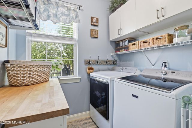 7 Dayna Court, Howell, NJ 07731