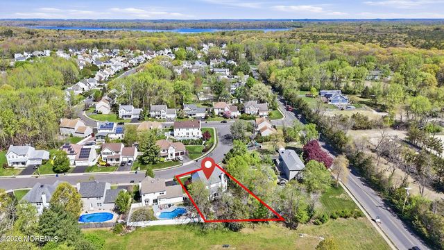 7 Dayna Court, Howell, NJ 07731