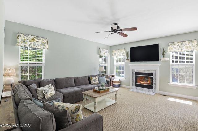 7 Dayna Court, Howell, NJ 07731