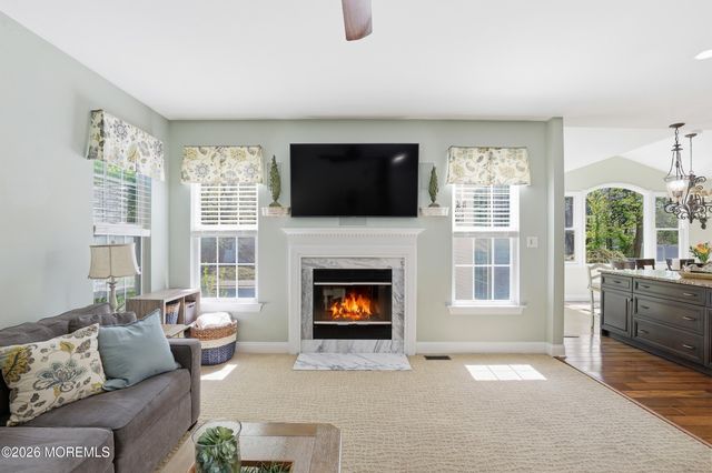 7 Dayna Court, Howell, NJ 07731