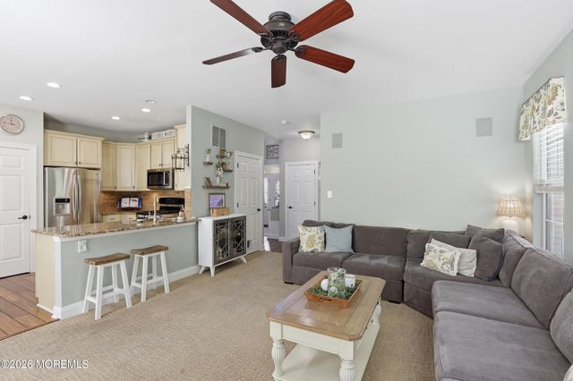 7 Dayna Court, Howell, NJ 07731