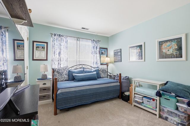 7 Dayna Court, Howell, NJ 07731