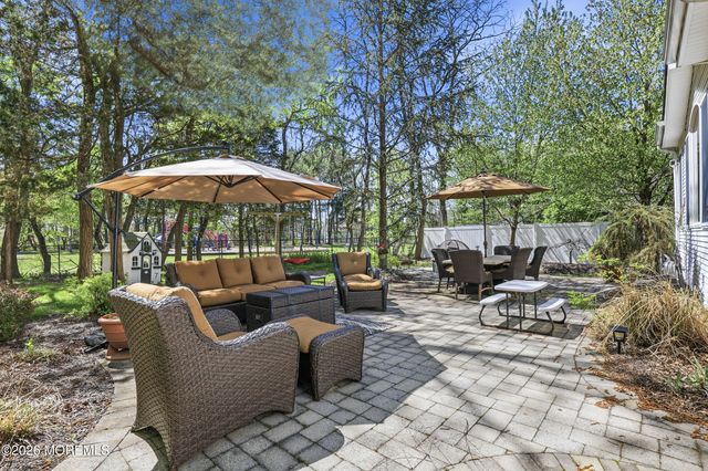 7 Dayna Court, Howell, NJ 07731