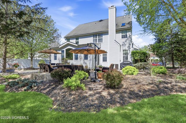 7 Dayna Court, Howell, NJ 07731