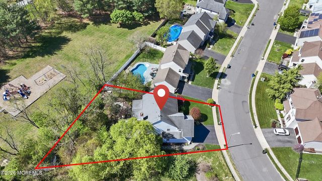 7 Dayna Court, Howell, NJ 07731