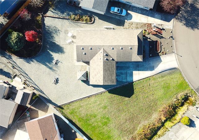 747 W Heritage Loop, Sequim, WA 98382