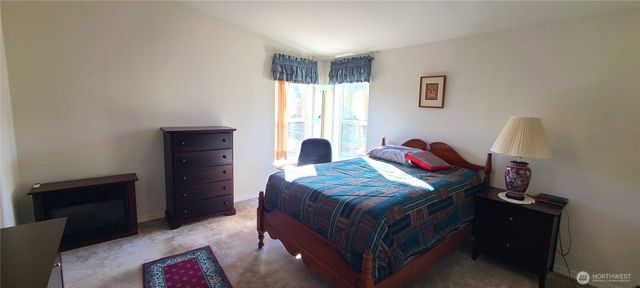 747 W Heritage Loop, Sequim, WA 98382