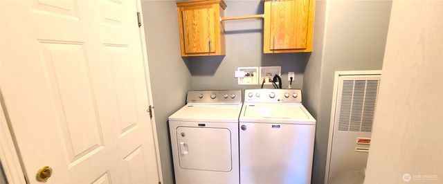 747 W Heritage Loop, Sequim, WA 98382