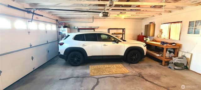 747 W Heritage Loop, Sequim, WA 98382