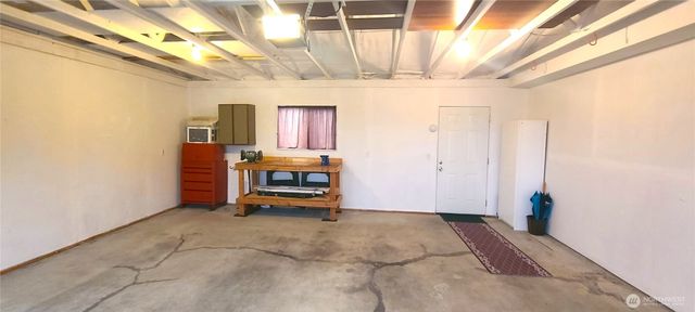 747 W Heritage Loop, Sequim, WA 98382