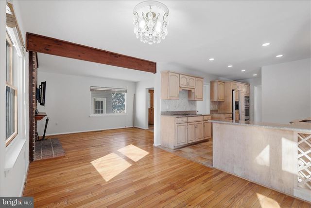 10858 PARCEL CT, Oakton, VA 22124