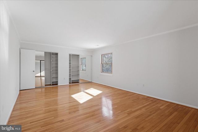 10858 PARCEL CT, Oakton, VA 22124