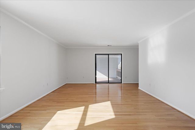 10858 PARCEL CT, Oakton, VA 22124