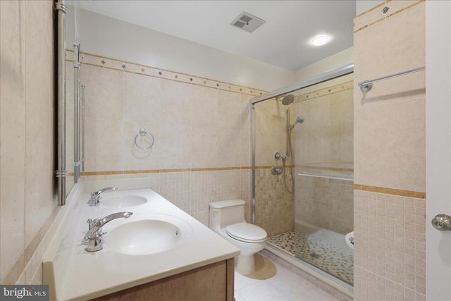 10858 PARCEL CT, Oakton, VA 22124