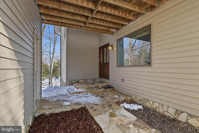 10858 PARCEL CT, Oakton, VA 22124