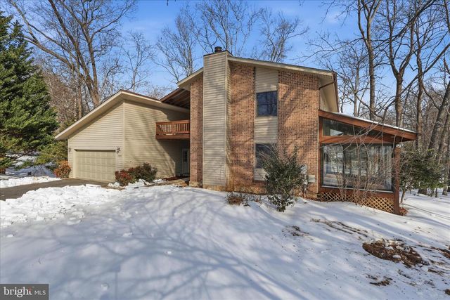 10858 PARCEL CT, Oakton, VA 22124