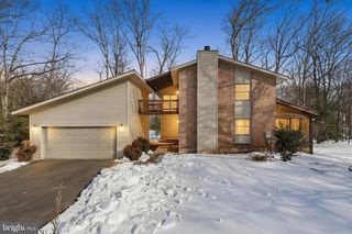 10858 PARCEL CT, Oakton, VA 22124