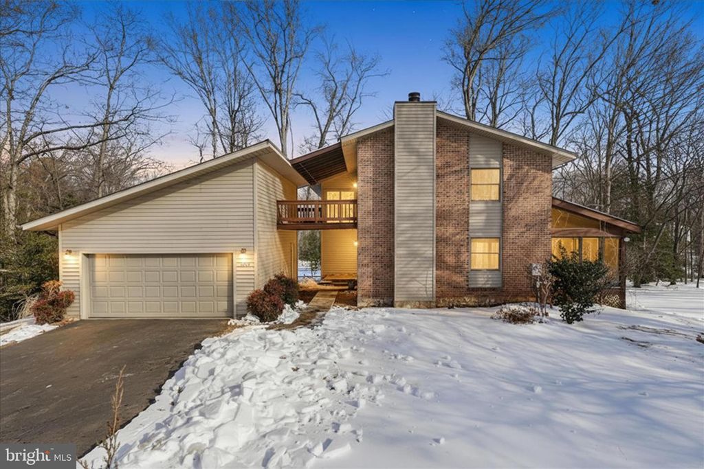 10858 PARCEL CT, Oakton, VA 22124