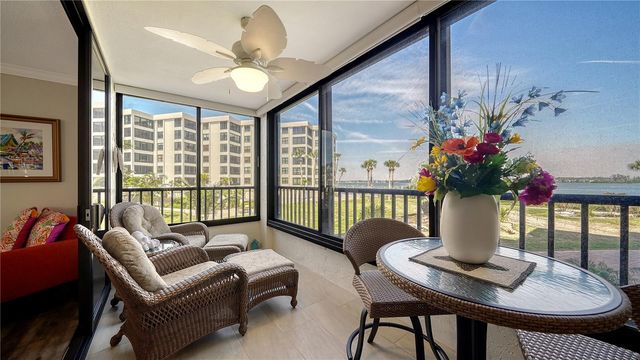 8735 MIDNIGHT PASS ROAD 105B, Sarasota, FL 34242