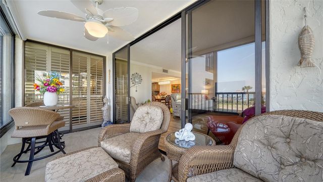 8735 MIDNIGHT PASS ROAD 105B, Sarasota, FL 34242