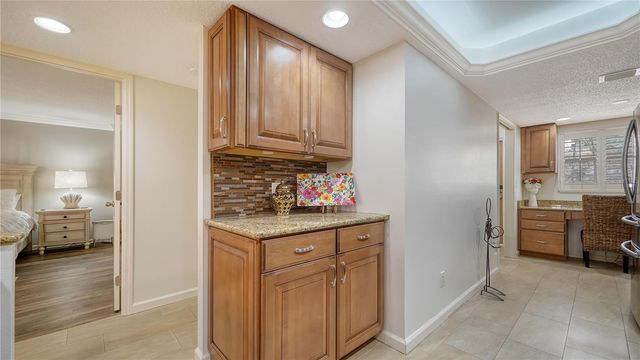 8735 MIDNIGHT PASS ROAD 105B, Sarasota, FL 34242