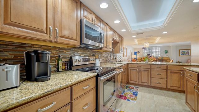 8735 MIDNIGHT PASS ROAD 105B, Sarasota, FL 34242