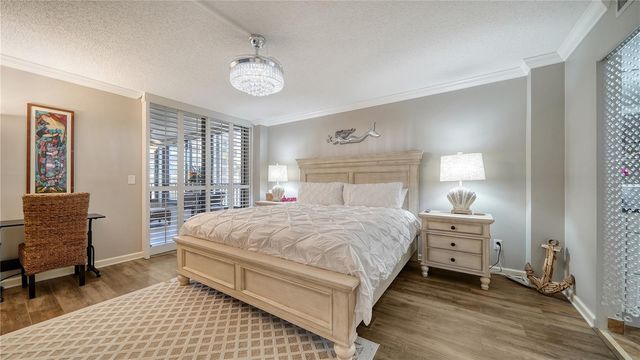 8735 MIDNIGHT PASS ROAD 105B, Sarasota, FL 34242