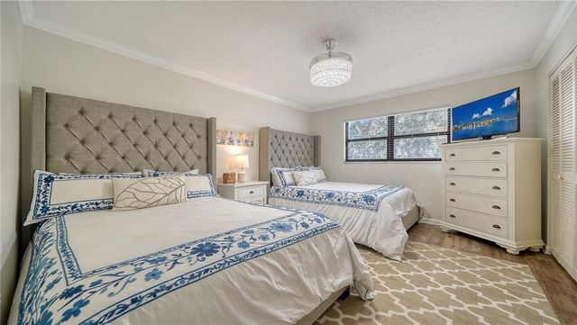 8735 MIDNIGHT PASS ROAD 105B, Sarasota, FL 34242