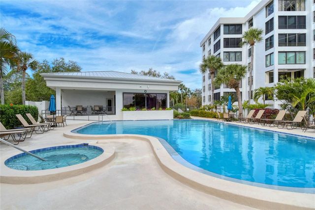 8735 MIDNIGHT PASS ROAD 105B, Sarasota, FL 34242