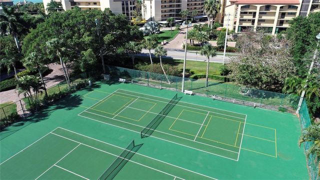 8735 MIDNIGHT PASS ROAD 105B, Sarasota, FL 34242