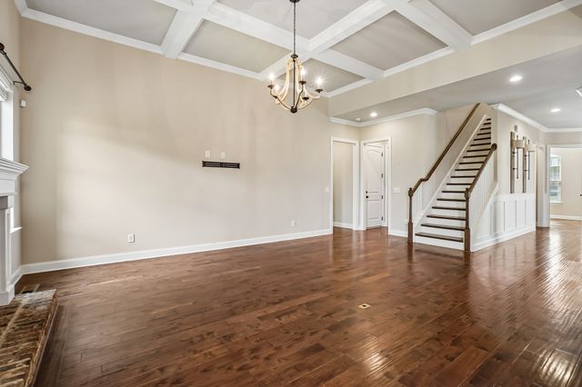 2504 Waldorf Ln, Thompsons Station, TN 37179