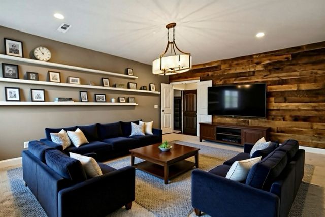2504 Waldorf Ln, Thompsons Station, TN 37179