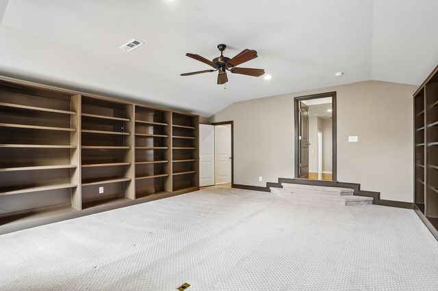 2504 Waldorf Ln, Thompsons Station, TN 37179