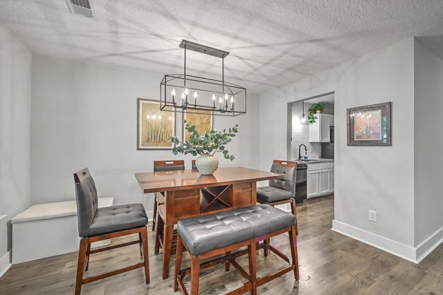 7868 Montview Road, North Charleston, SC 29418