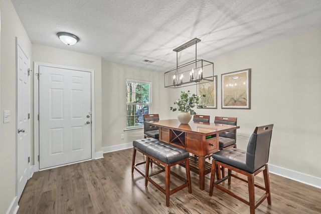 7868 Montview Road, North Charleston, SC 29418