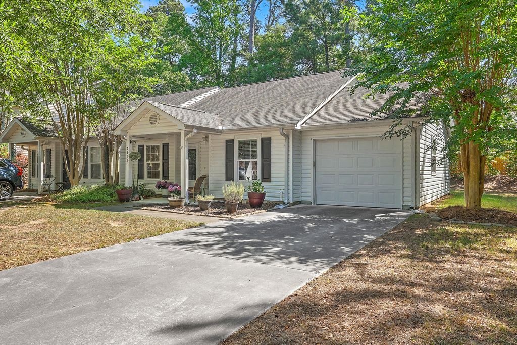 7868 Montview Road, North Charleston, SC 29418