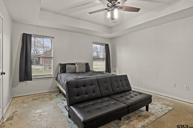 2927 Old Paris Road, Mt Pleasant, TX 75455