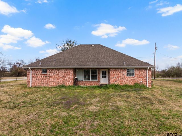 2927 Old Paris Road, Mt Pleasant, TX 75455