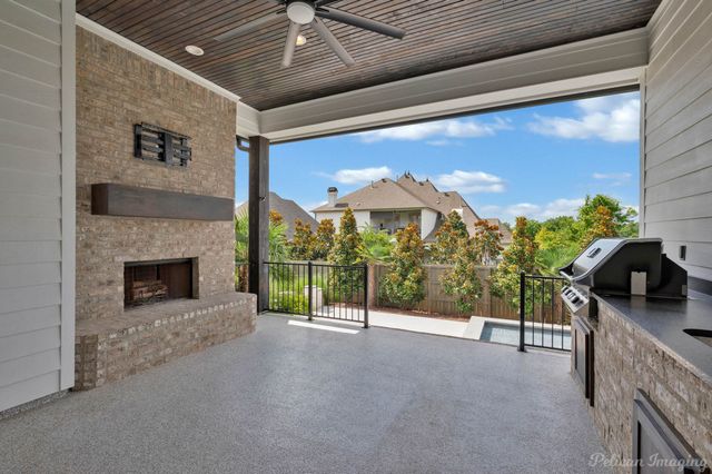 1113 Forest Trail Drive, Shreveport, LA 71106