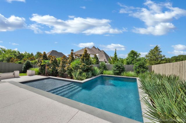 1113 Forest Trail Drive, Shreveport, LA 71106