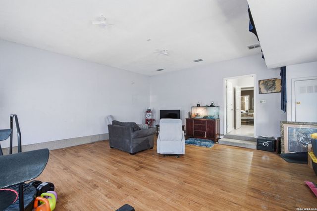 7708 Linkwood, San Antonio, TX 78240