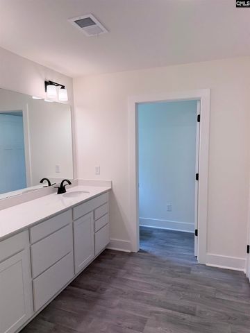 110 Raglins Way, Lugoff, SC 29078
