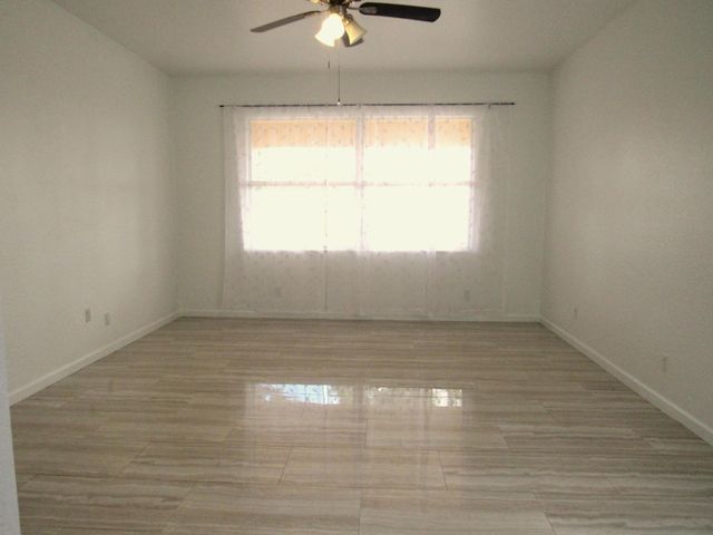 158 Bella Vista Way, Royal Palm Beach, FL 33411