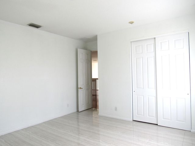 158 Bella Vista Way, Royal Palm Beach, FL 33411