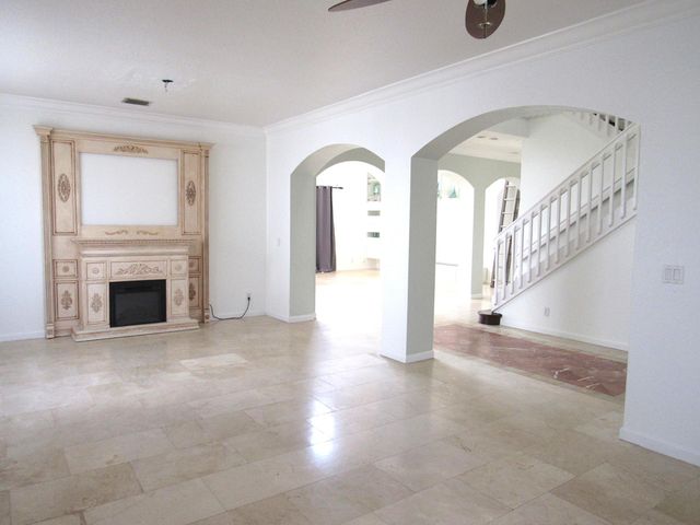 158 Bella Vista Way, Royal Palm Beach, FL 33411